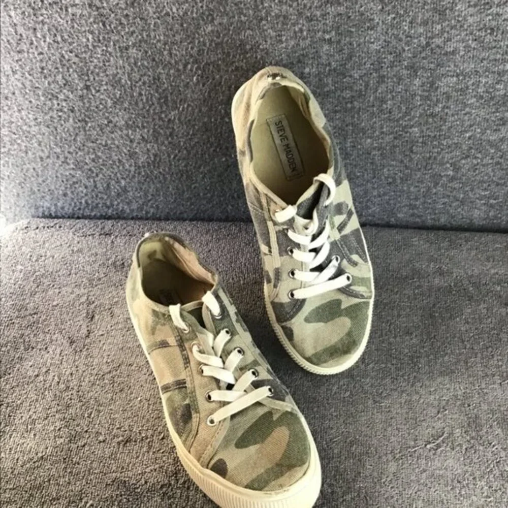Steve Madden steve madden